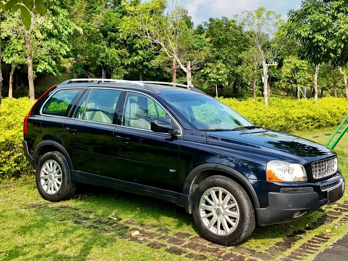 Volvo XC90 2009 2006 4.4 V8 AWD 5-seater Executive