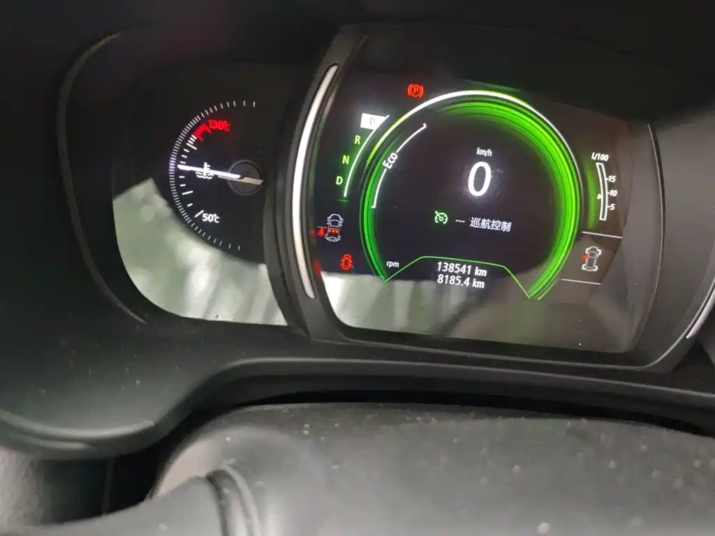 Фото 9 - Renault Kadjar