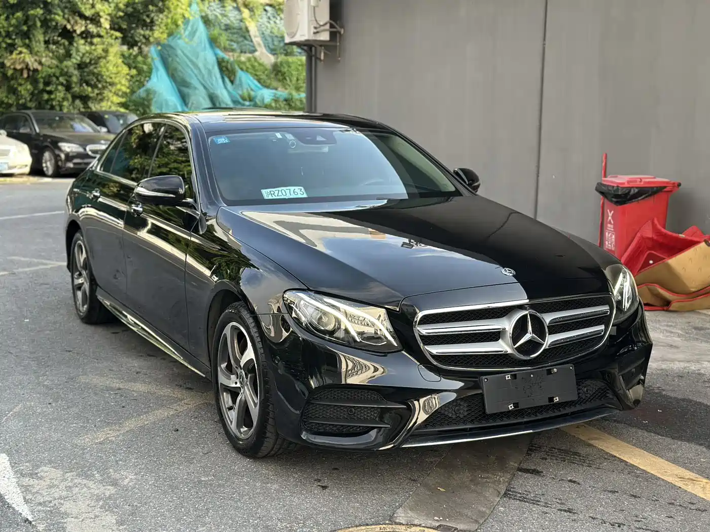 Mercedes-Benz E-Class 2017 E 300 L Sport Luxury фото 3