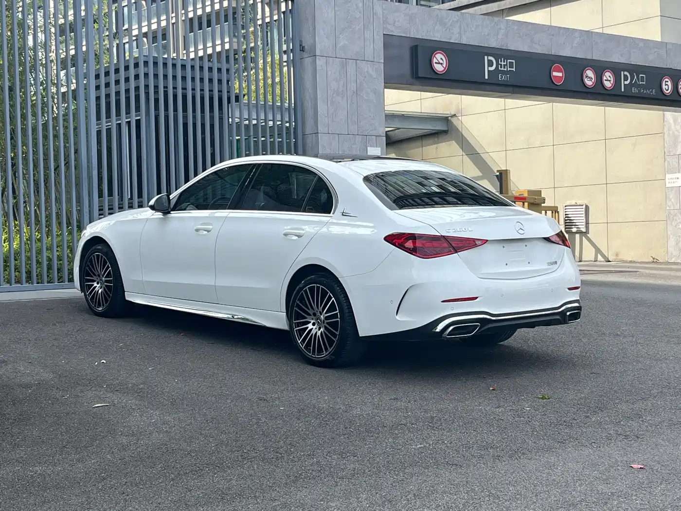 MERCEDES-BENZ C CLASS