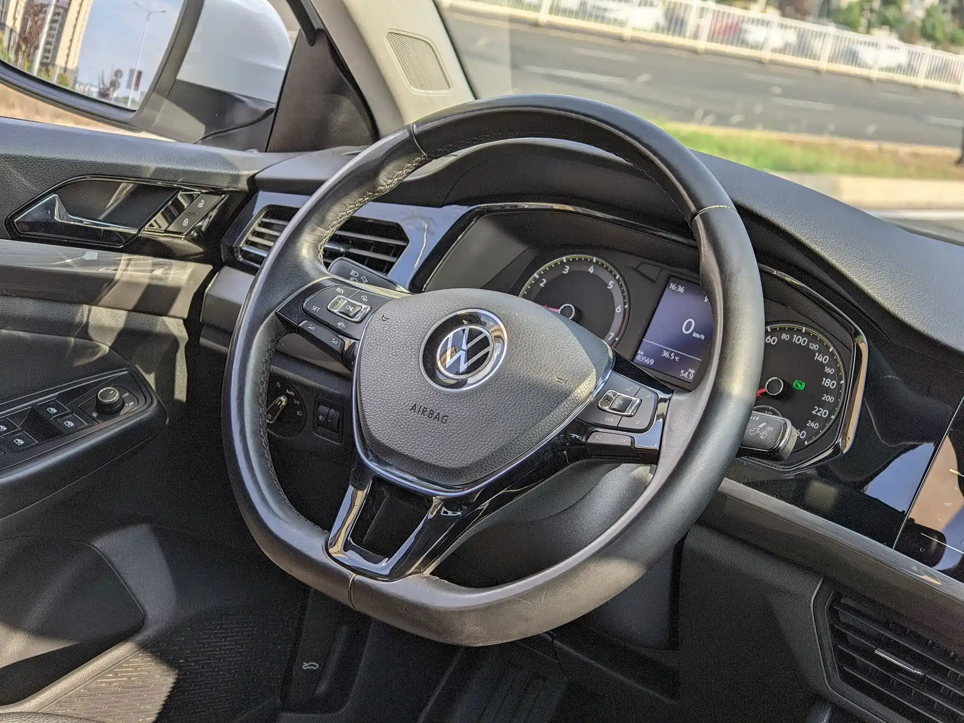 صورة 5 - Volkswagen Bora