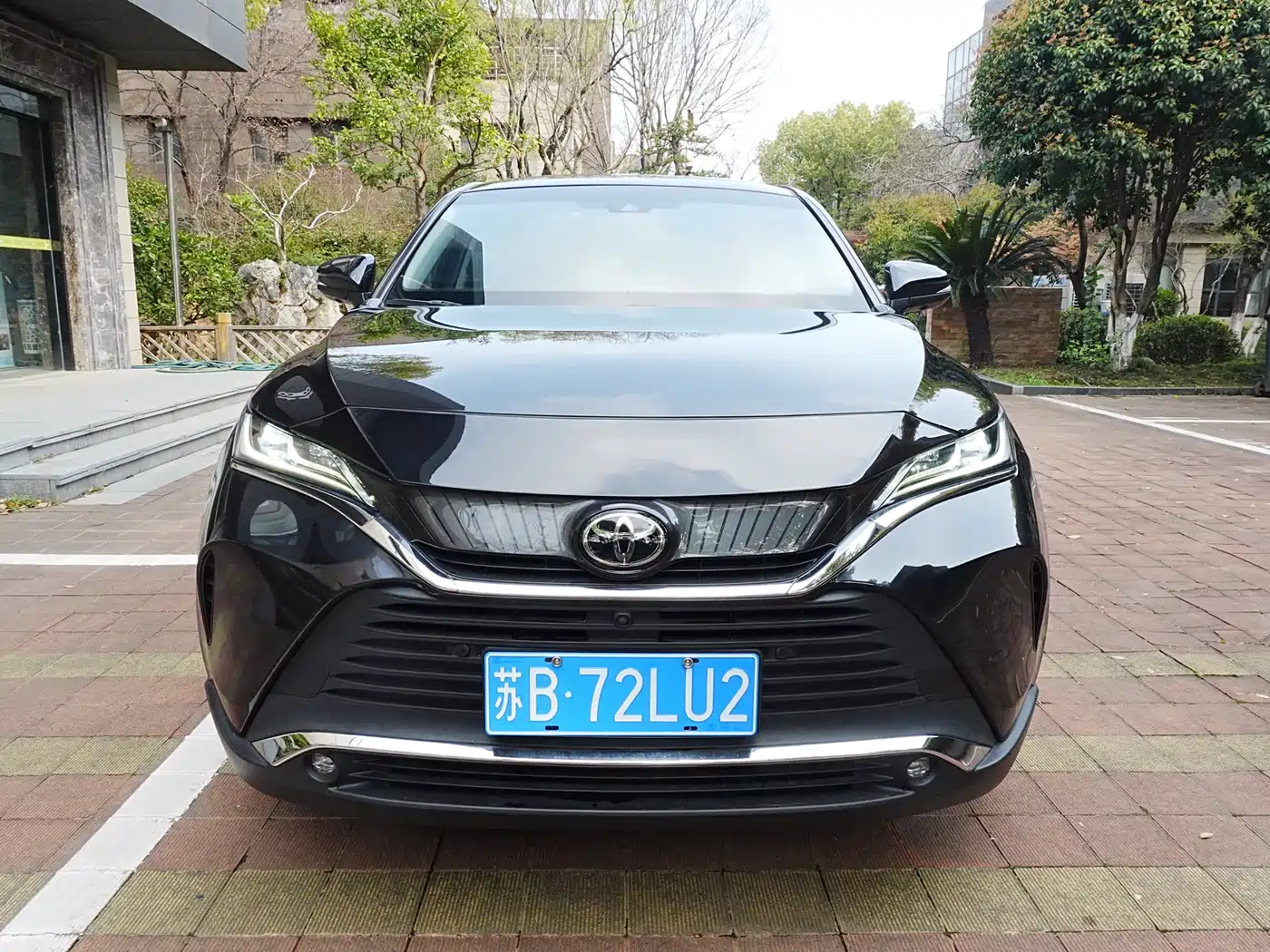 Toyota Lingfang HARRIER 2022 2.0L CVT 2WD Premium Edition фото 2
