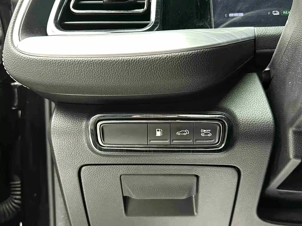 GAC Trumpchi Trumpchi GS8 2022 Dual Engine Series 2.0TM 4WD Flagship Edition (6-Seater) фото 21