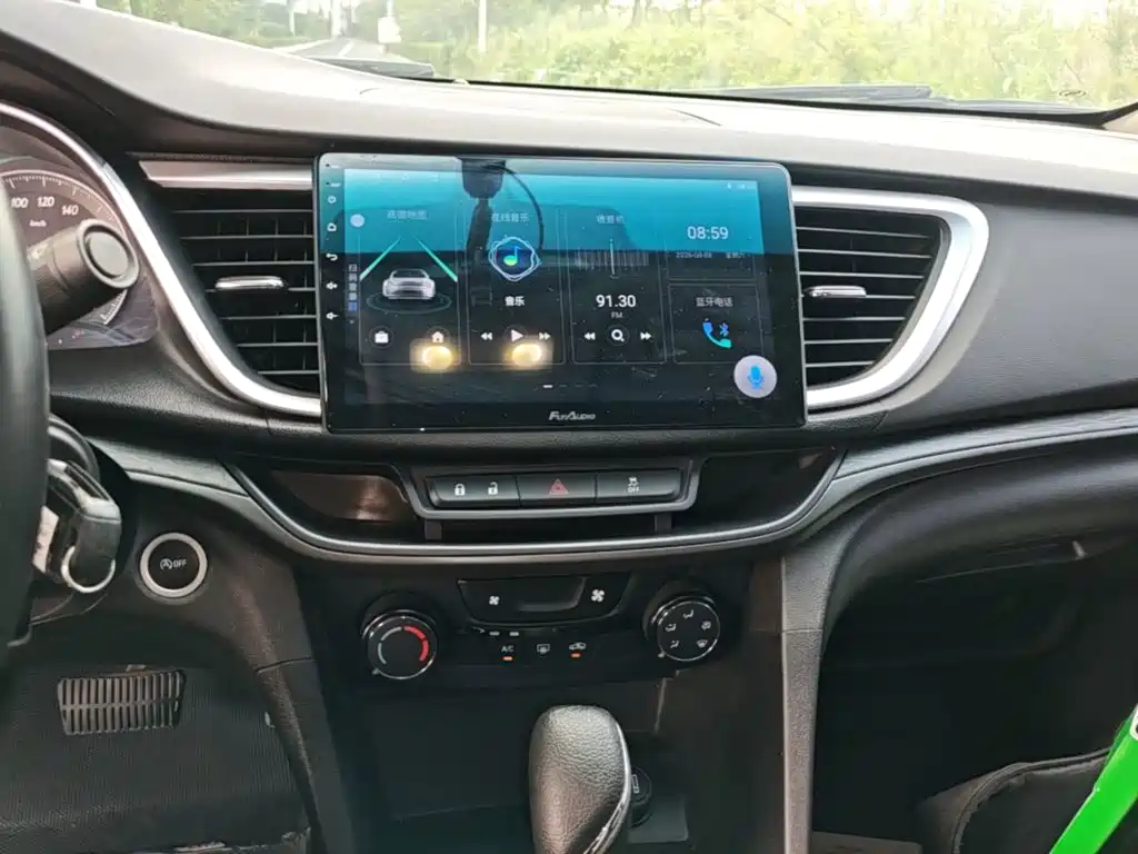 Фото 13 - Buick Excelle