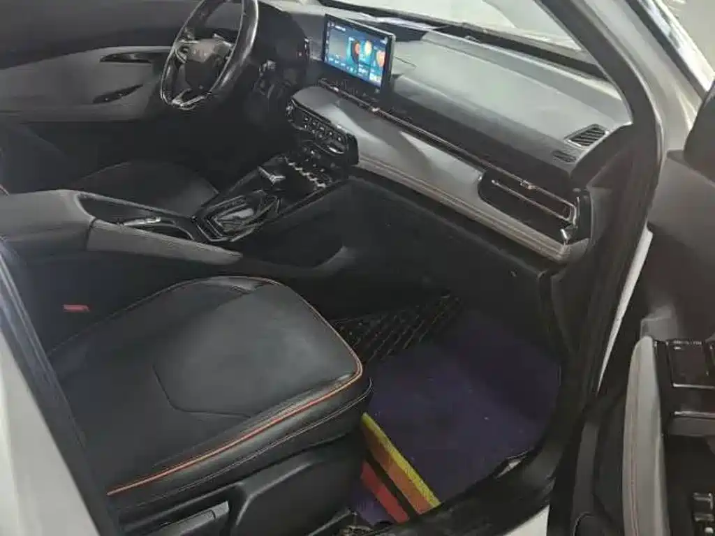Baojun RS-3 2019 2020 Model 1.5L CVT 24-hour Online Luxury