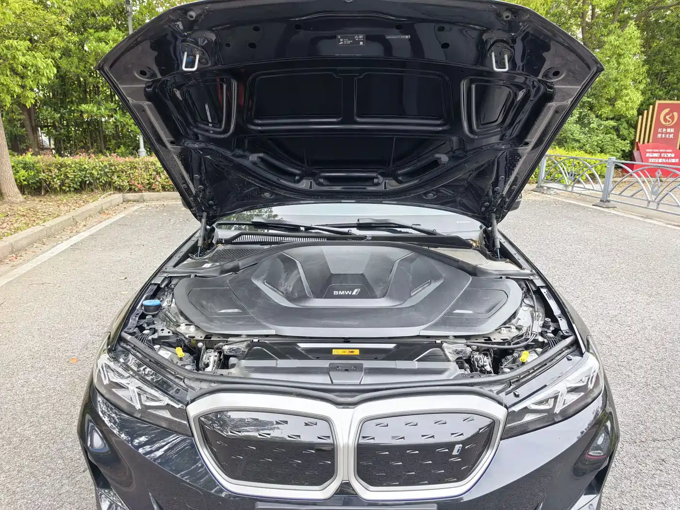 BMW i3 2024 eDrive 35 L фото 15