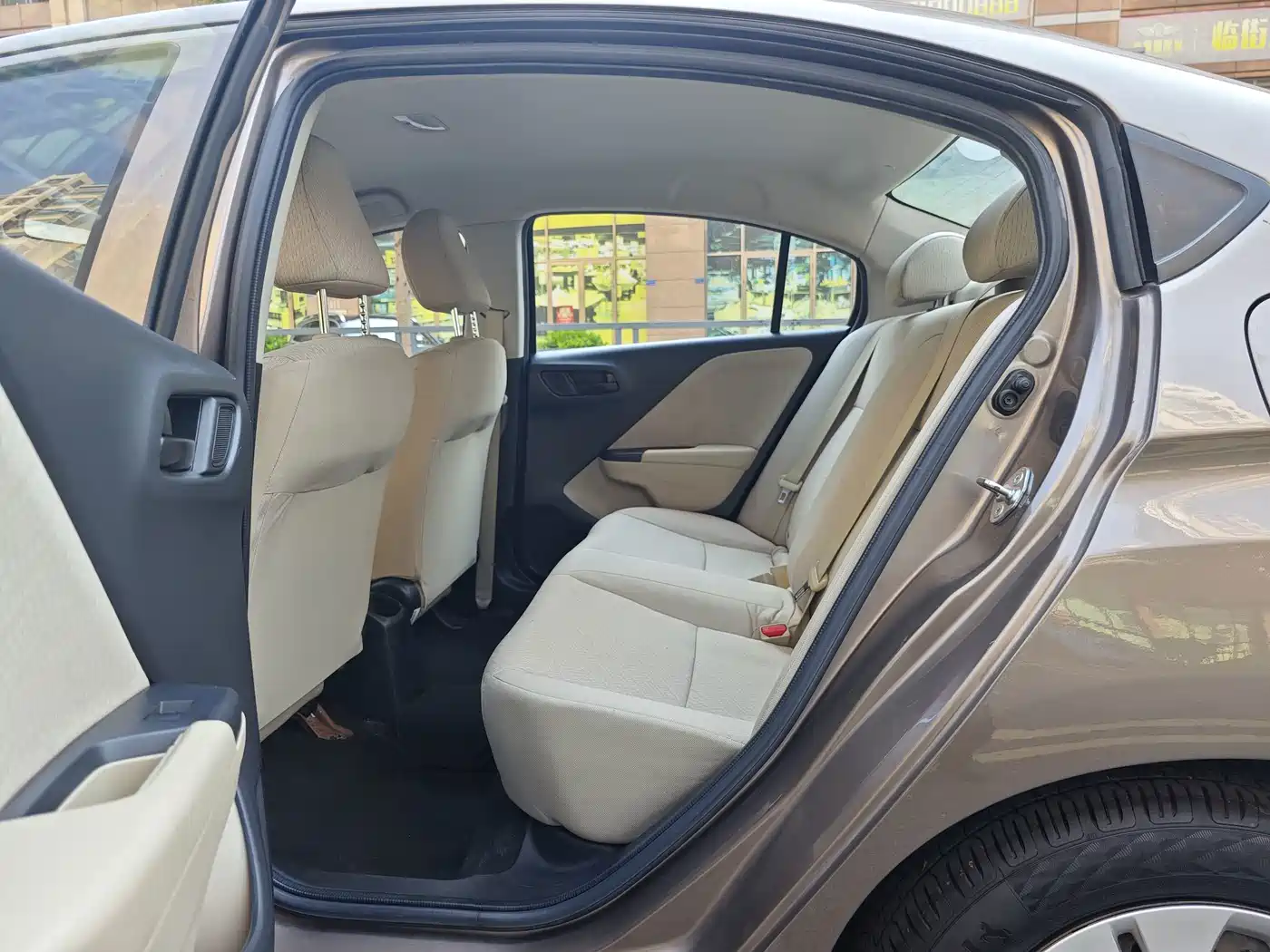 Honda Greiz 2018 2016 1.5L CVT Classic Edition