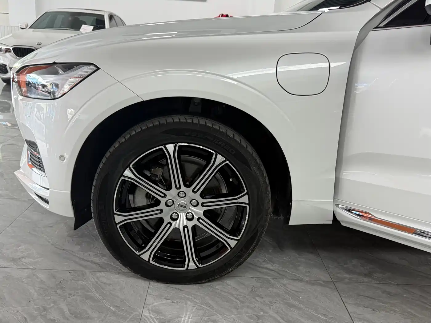 Volvo XC60 Plug-in Hybrid 2021 2021 T8 E-Drive Hybrid Inscription Luxury