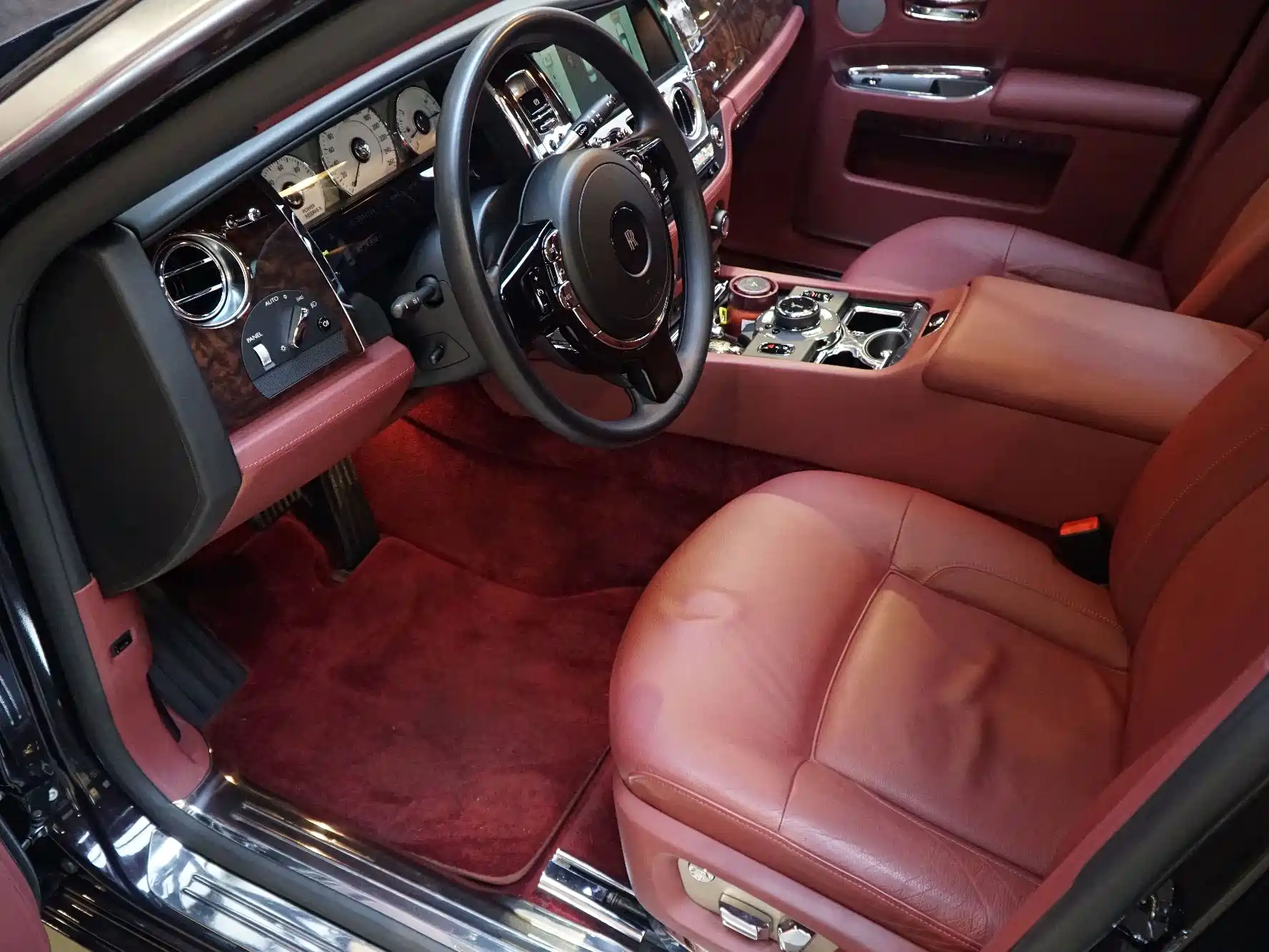 Фото 6 - Rolls-Royce Ghost