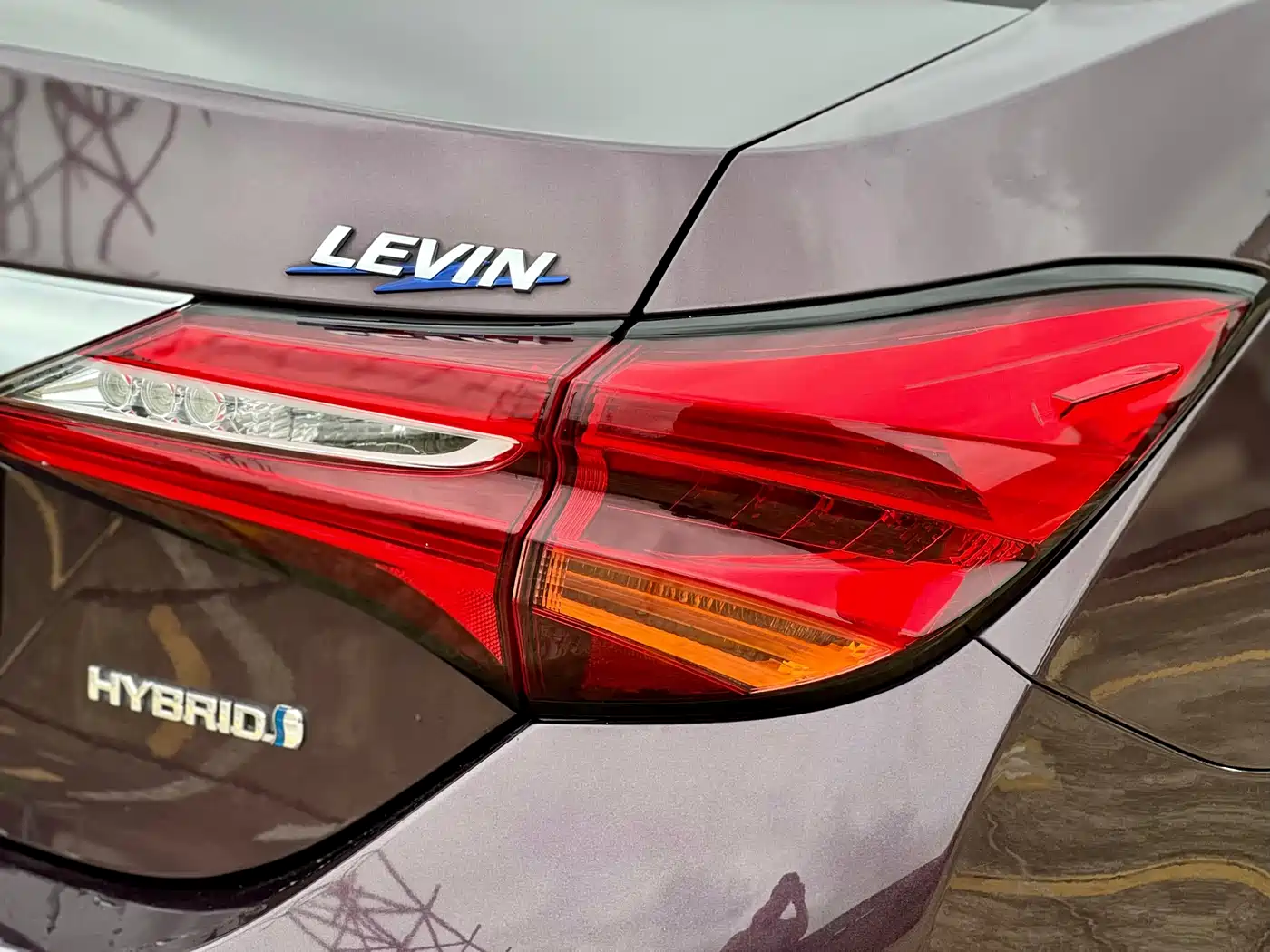 Toyota Levin 2016 Hybrid 1.8H V E-CVT Luxury Edition фото 10