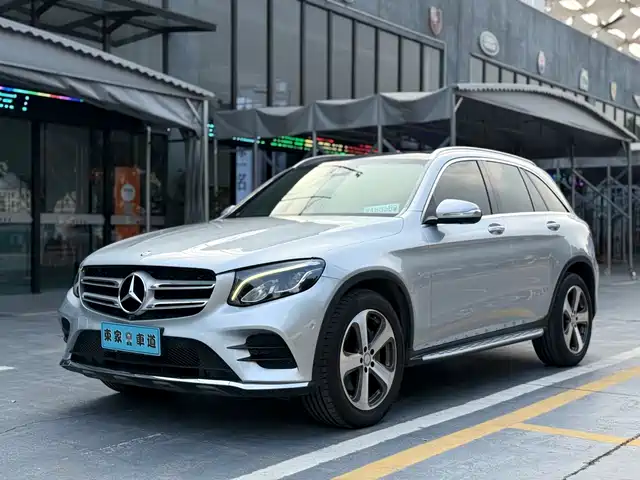 MERCEDES-BENZ GLC