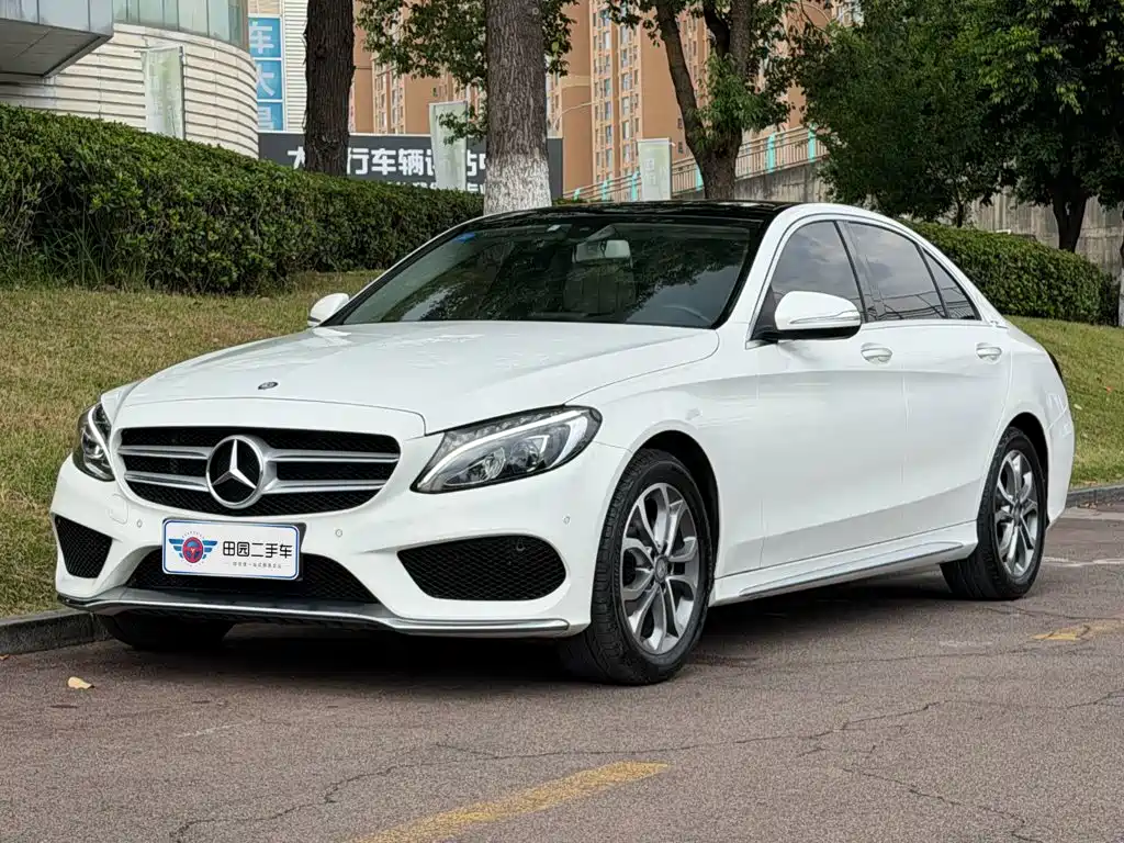 Фото 1 - Mercedes-Benz C-Class