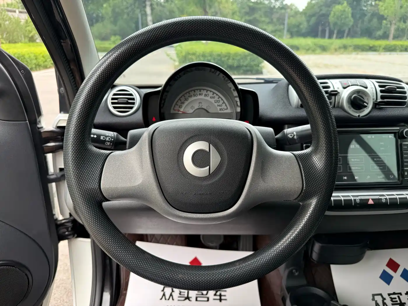 smart fortwo 2014 2012 1.0 MHD Hardtop Standard