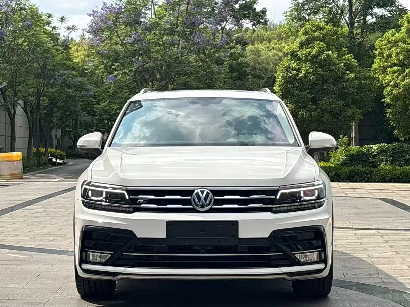 Volkswagen Tiguan L 2020 330TSI Auto 2WD R-Line Flagship China VI фото 2