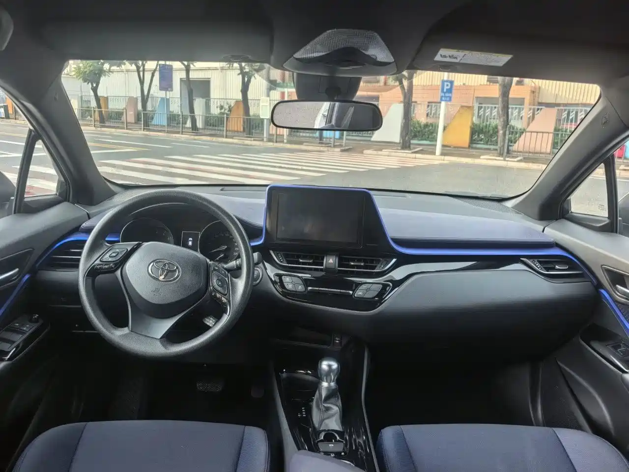 Toyota C-HR 2019 2018 2.0L Leading Edition China VI
