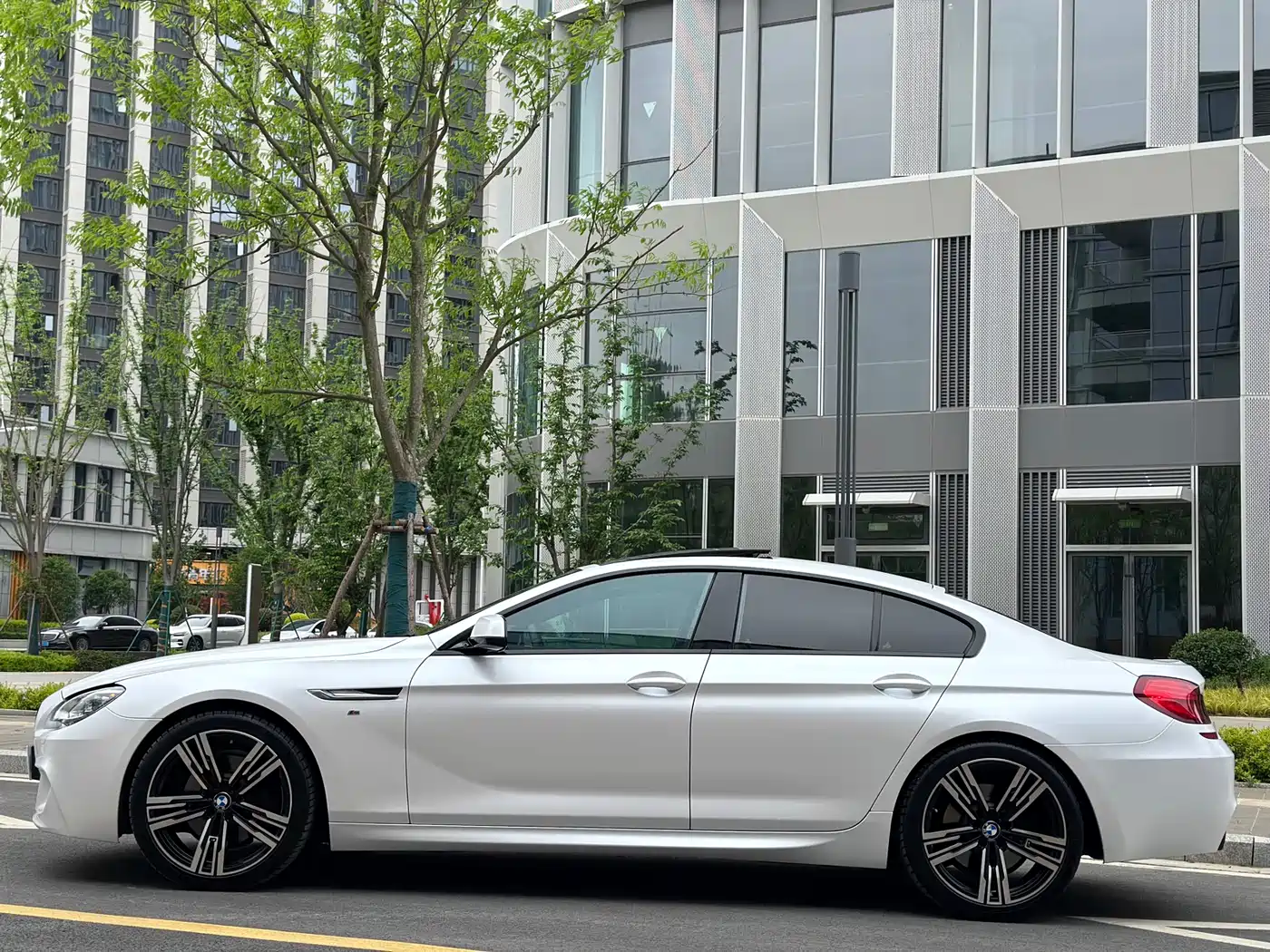 BMW 6 Series 2013 Facelift 640i Gran Coupe фото 3