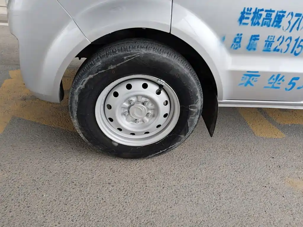 Dongfeng Xiaokang DFSK C32 2020 2019 1.5L Standard China VI DK15