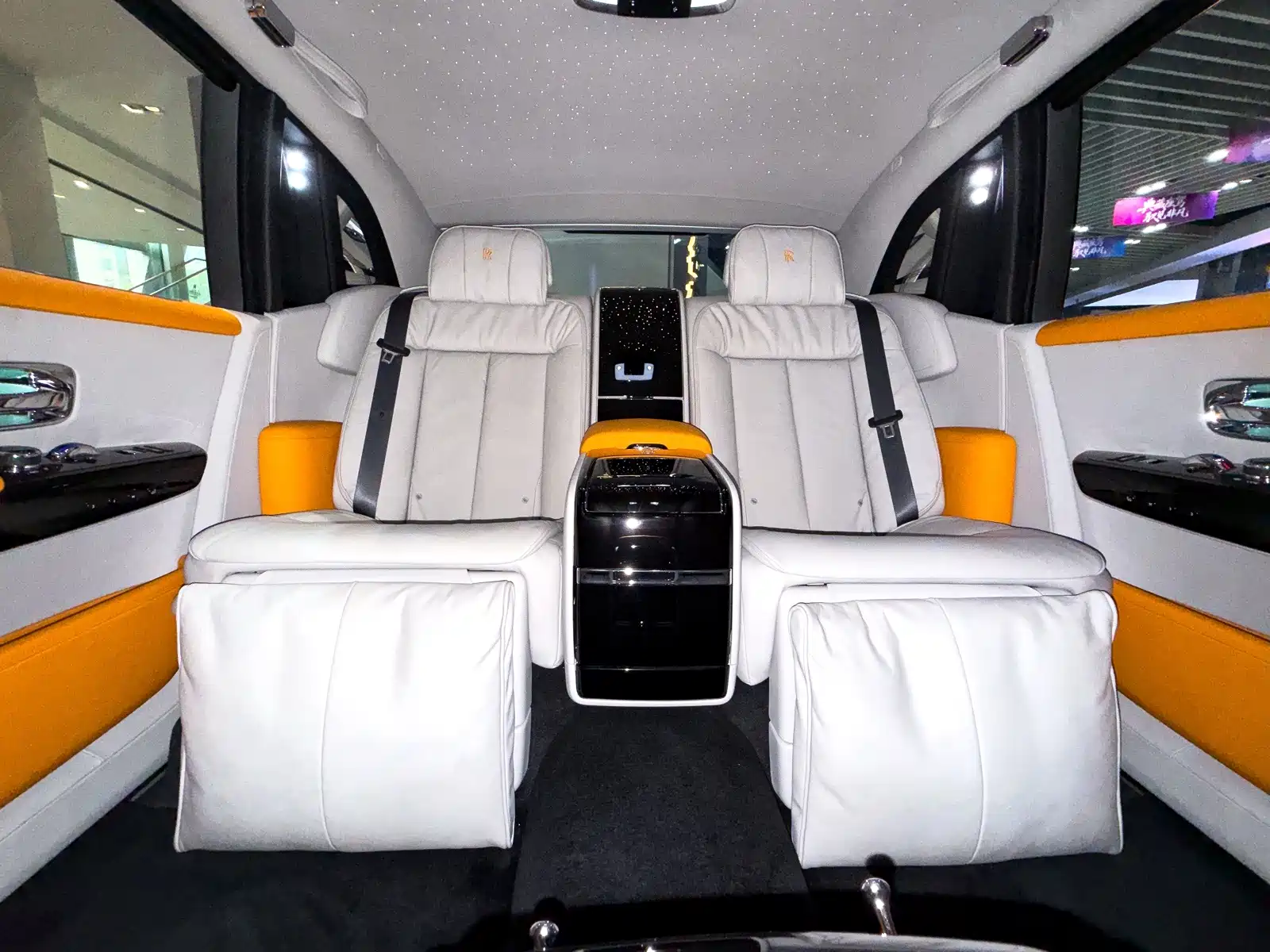 Фото 7 - Rolls-Royce Phantom