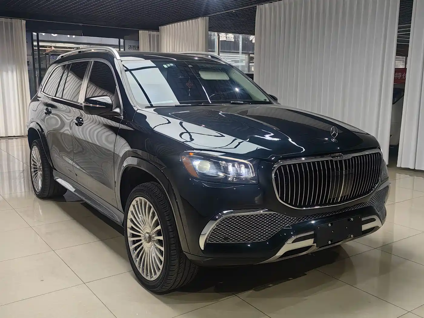 Mercedes-Benz GLS 2023 Facelift GLS 450 4MATIC Luxury фото 2