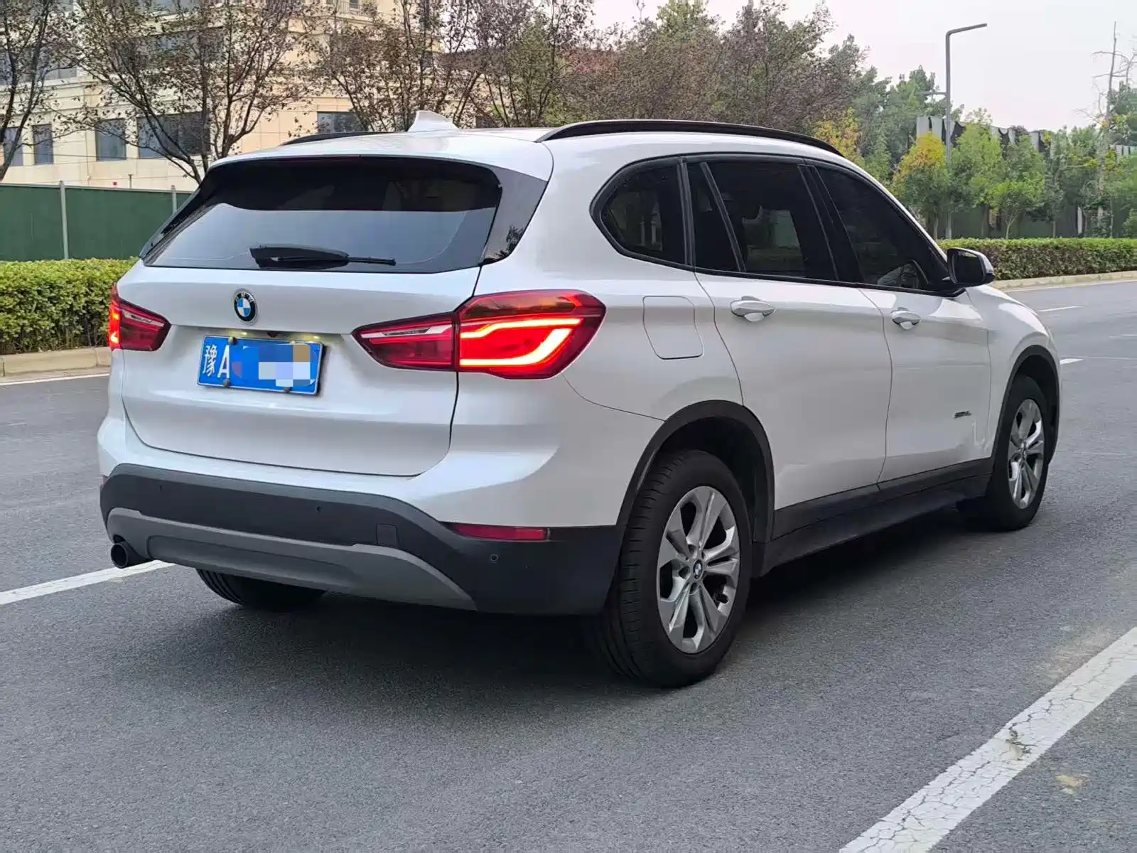 Фото 15 - BMW X1