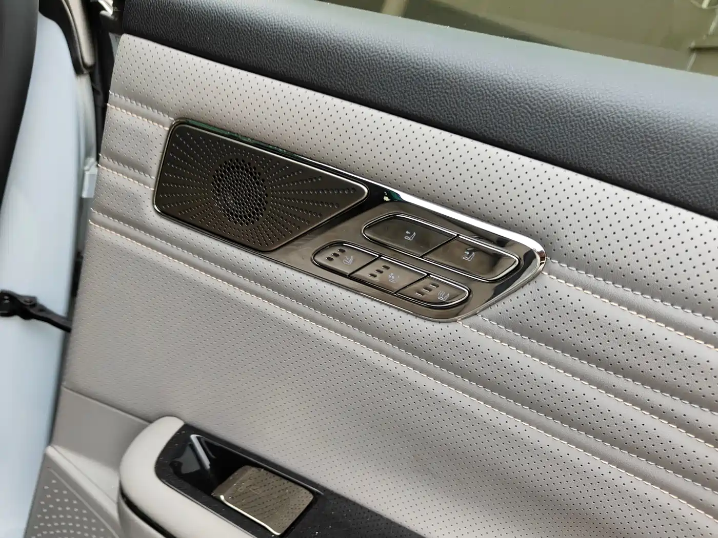 GEELY GALAXY GALAXY SPARKLE 8