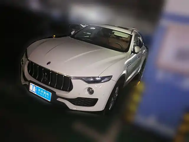 Maserati Levante 2016 3.0T Standard — фото 1