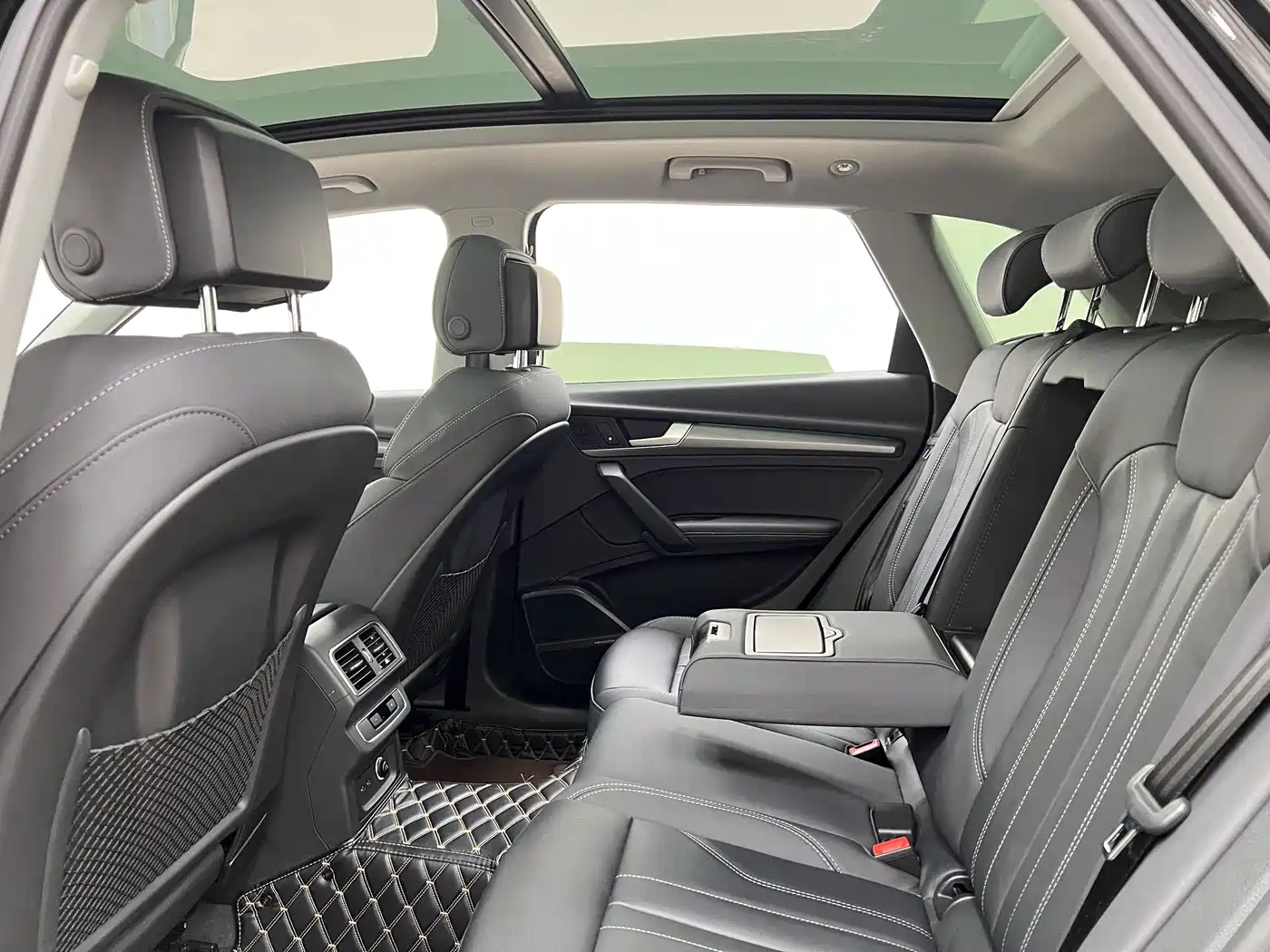 Audi Q5L 2022 Facelift 45T Luxury Dynamic фото 13