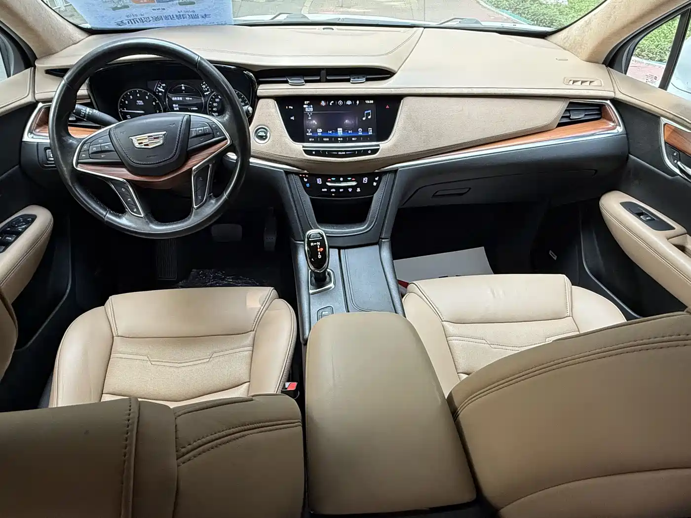 Cadillac XT5 2018 28E 4WD Platinum Edition фото 9