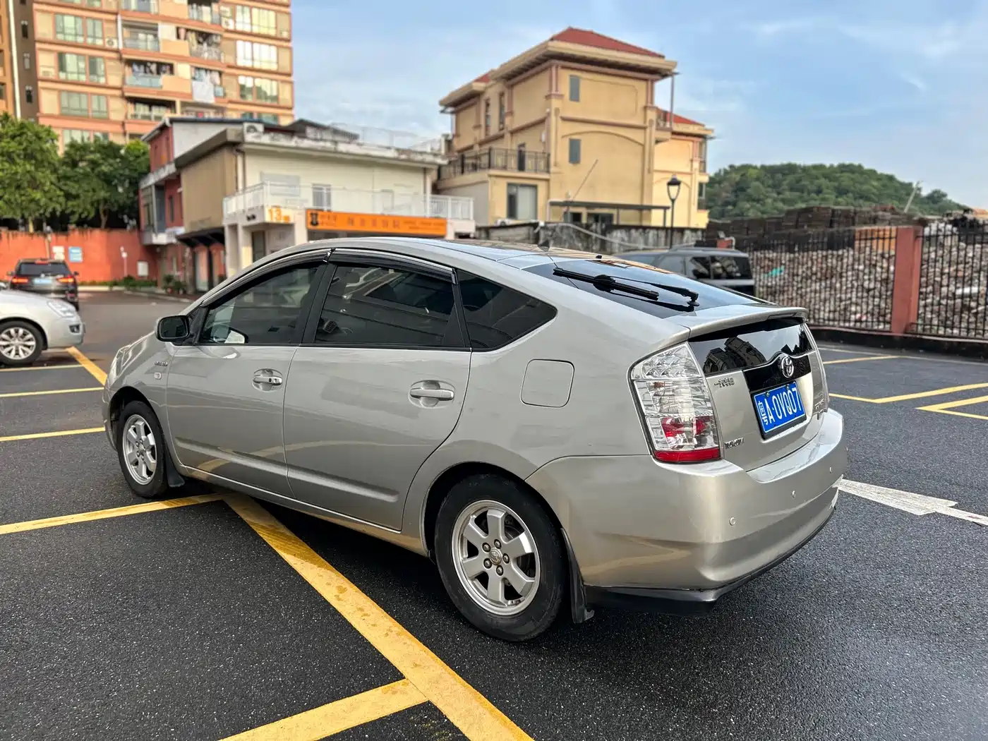 Toyota Prius 2007 2006 1.5L Leather Navigation Edition