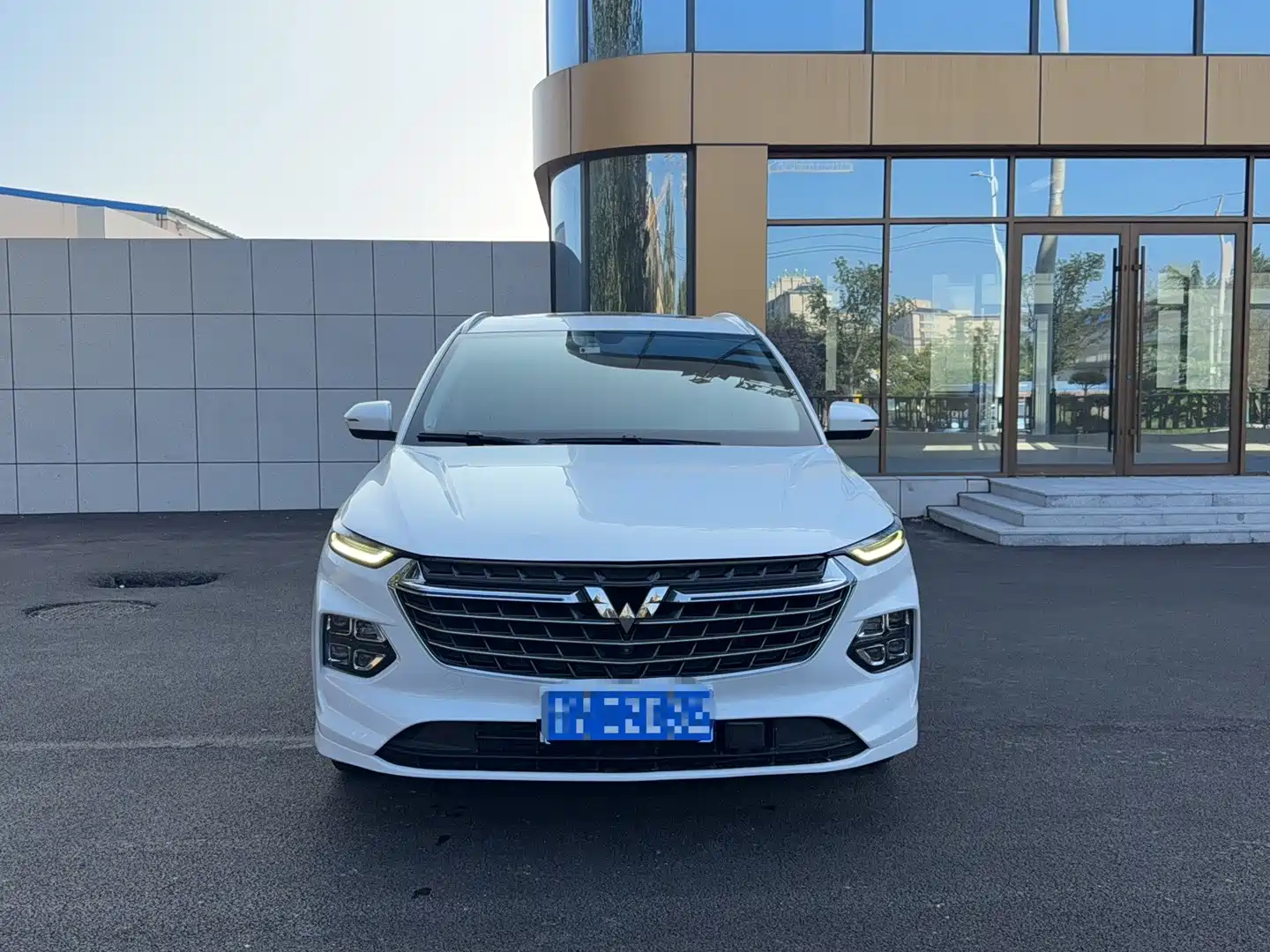 صورة 2 - Wuling Motors Wuling Victory