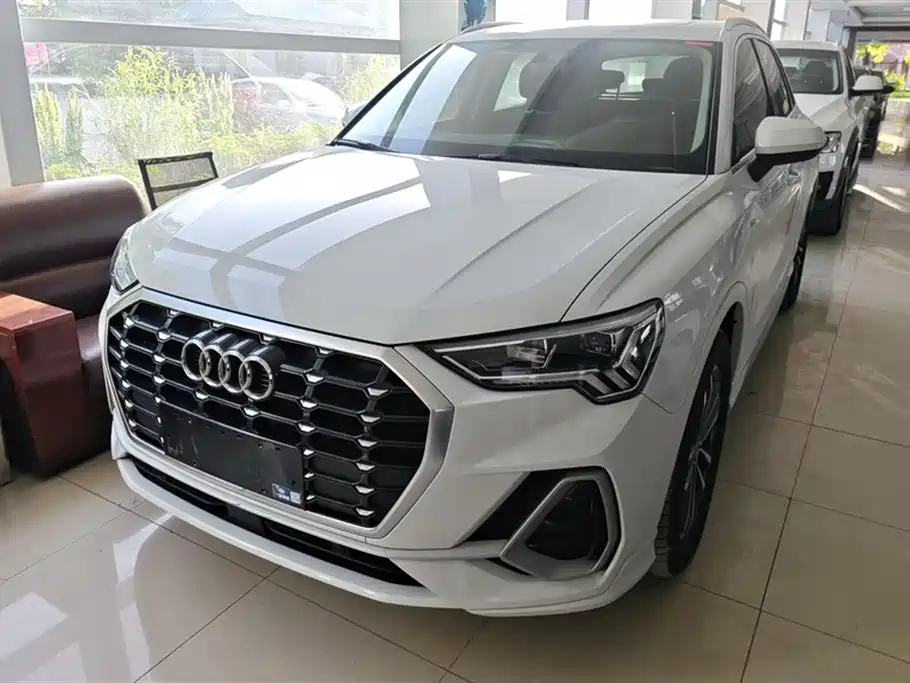 Audi Q3 2022 35 TFSI Progressive Dynamic