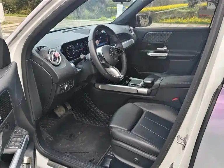 Mercedes-Benz GLB 2024 GLB 220 Dynamic фото 6