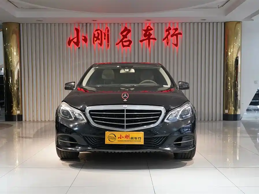 Mercedes-Benz E-Class 2013 Model E 260 L CGI Fashion фото 3