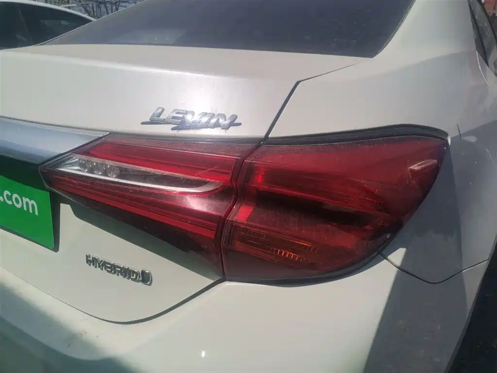 Toyota Levin 2017 Facelift Hybrid 1.8H GS E-CVT Elite Sunroof Edition China V фото 8