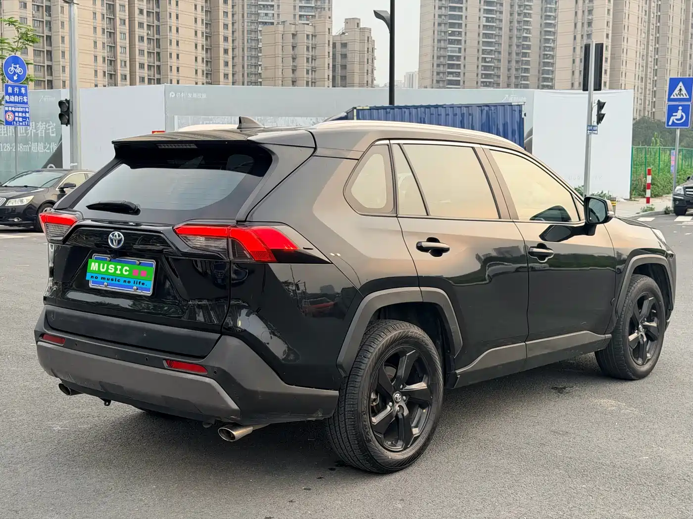Toyota RAV4 Rongfang 2021 Facelift Hybrid 2.5L E-CVT 4WD Elite PLUS фото 7