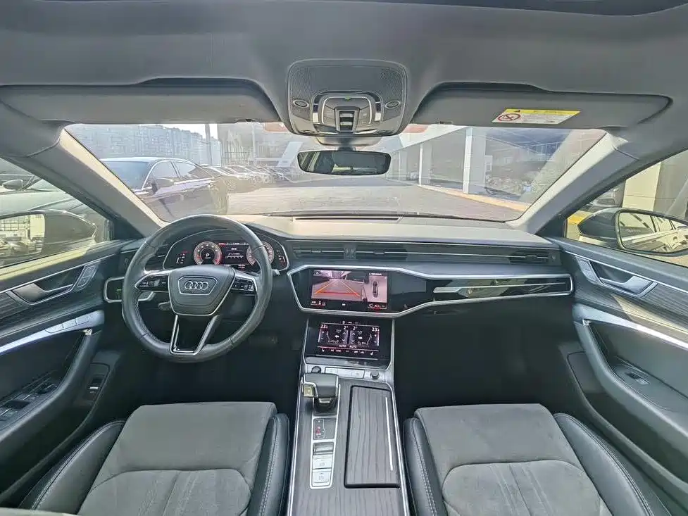 Audi A6L 2024 45 TFSI quattro Premium Dynamic фото 9