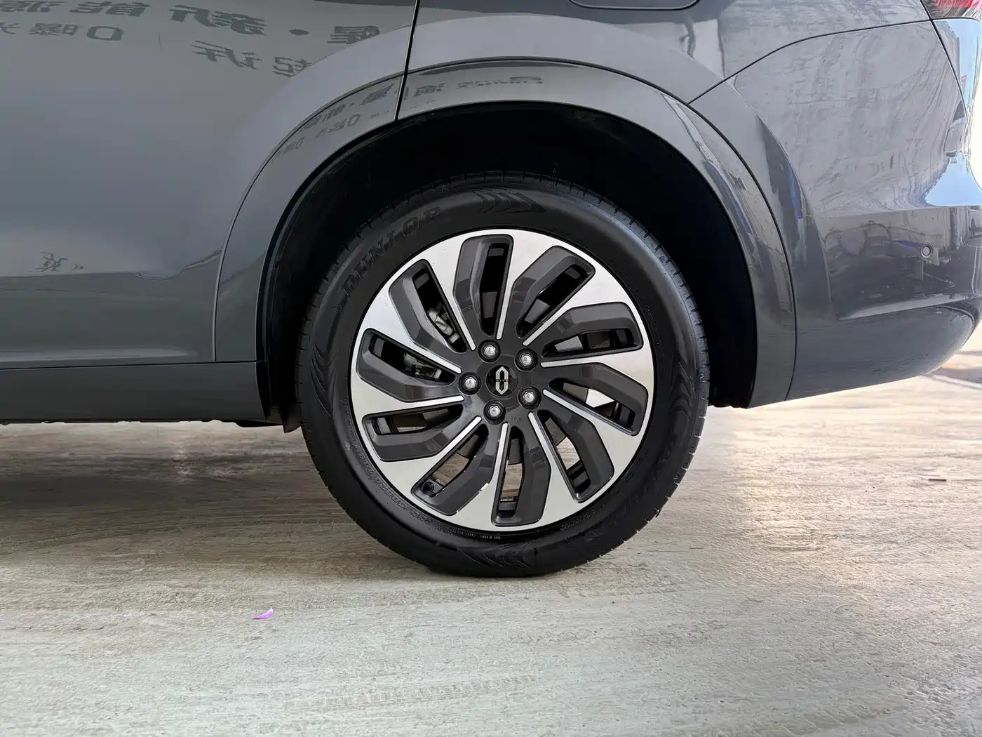 Aito M7 2023 2022 1.5T AWD Luxury Edition