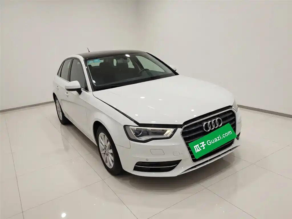 Audi A3 2016 Sportback 35 TFSI Leadership фото 24