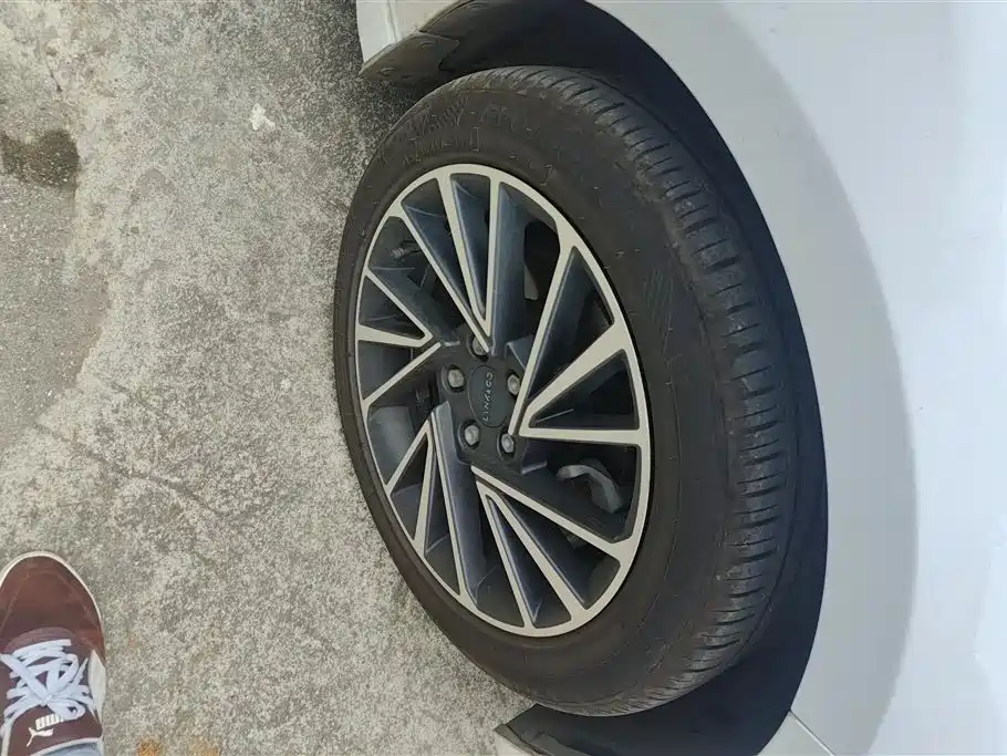 Lynk & Co 03 2021 2.0TD Auto Jin Plus фото 6