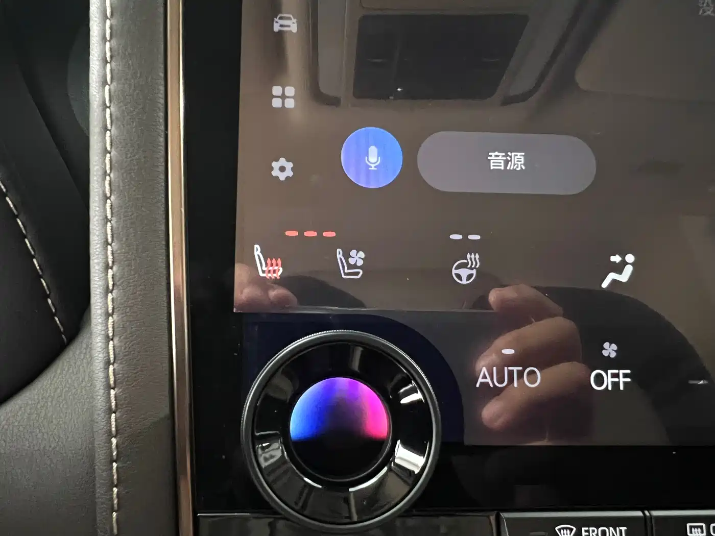 Toyota Vellfire 2024 Crown Hybrid 2.5L Executive Premium Edition фото 25