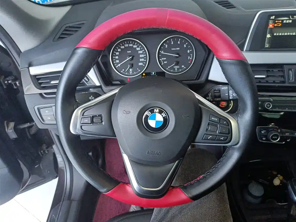 BMW X1 2016 sDrive18Li Premium Model фото 11