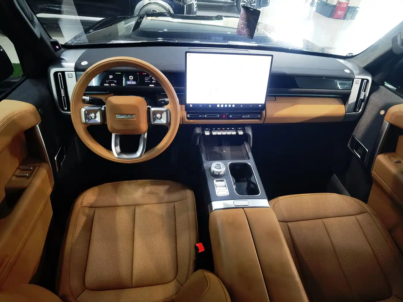 iCAR V27 2026 2026 200KM AWD Falcon 500