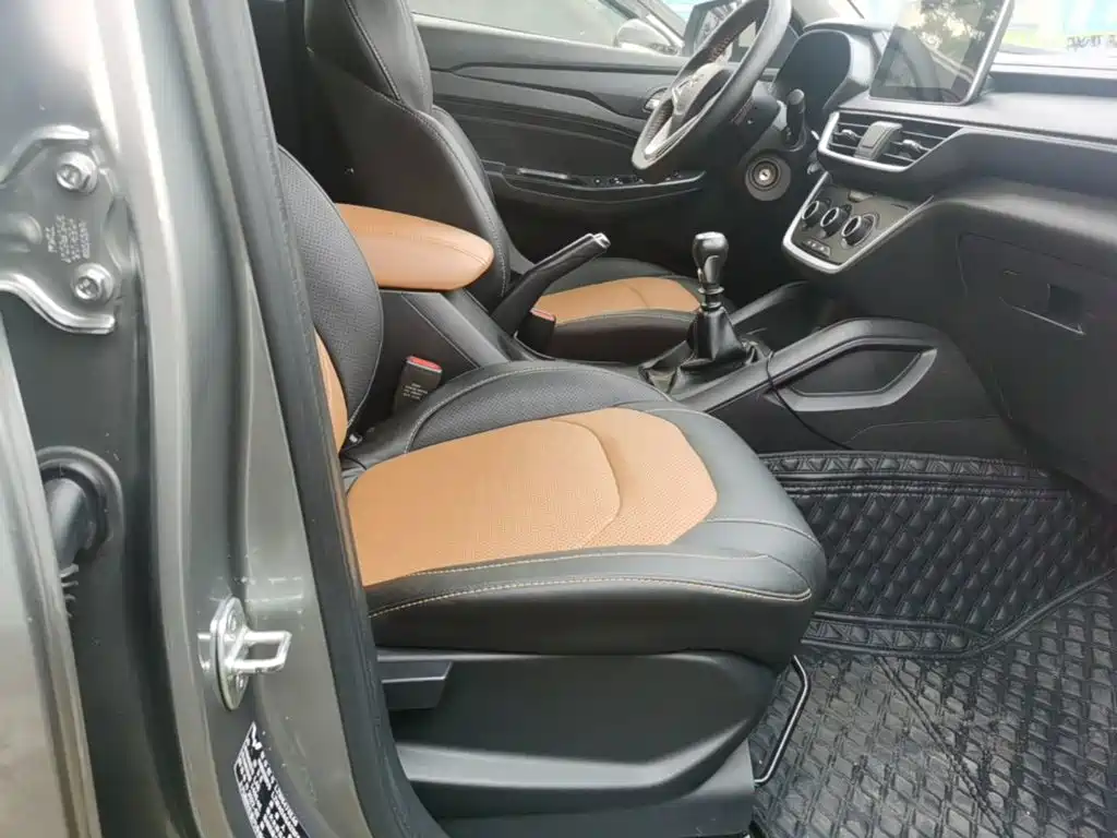 Wuling Motors Wuling Hongguang S3 2022 2019 1.5L Manual Comfort Model China VI