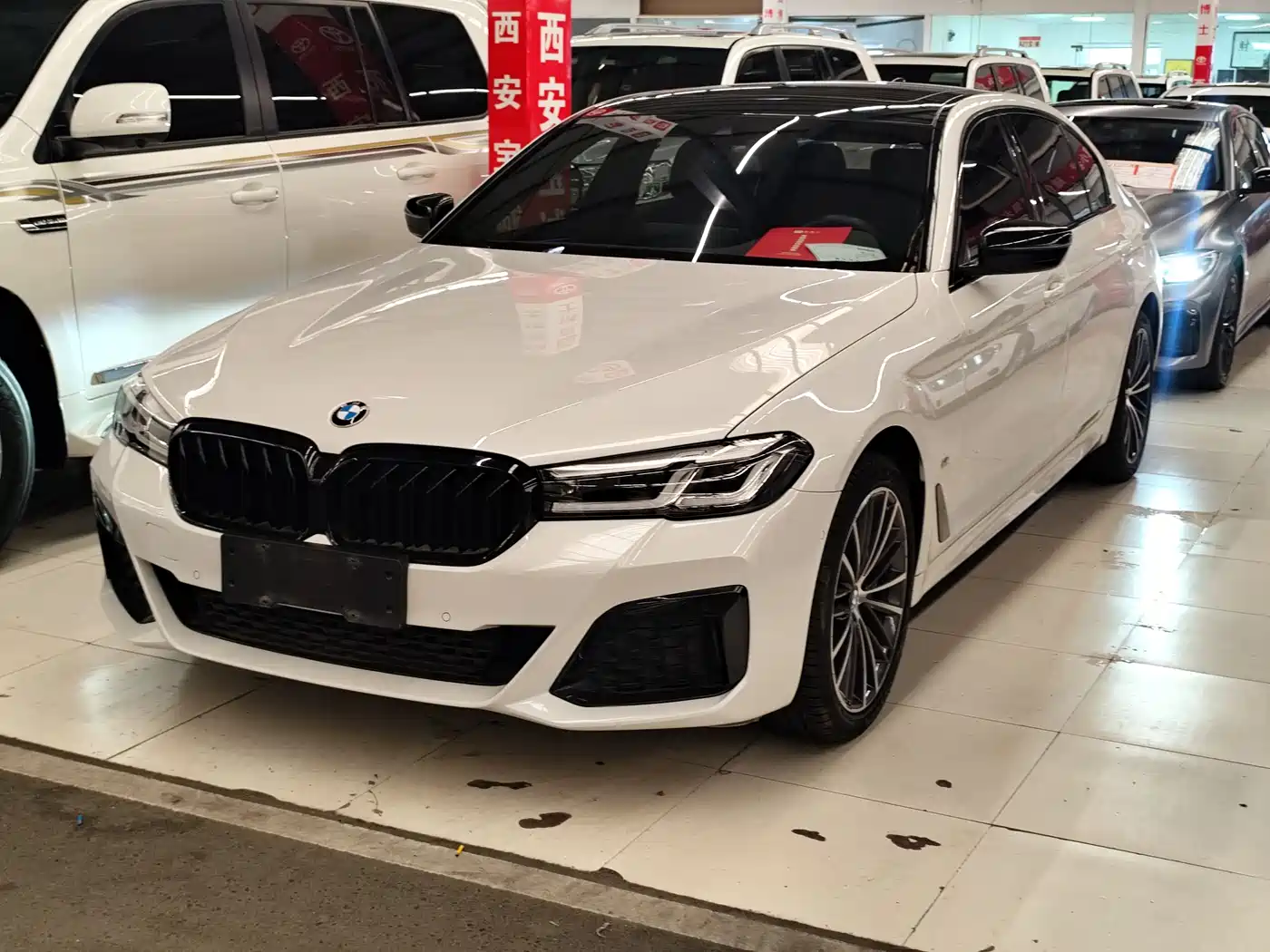 BMW 5 Series 2022 Facelift 530Li Leading M Sport Package