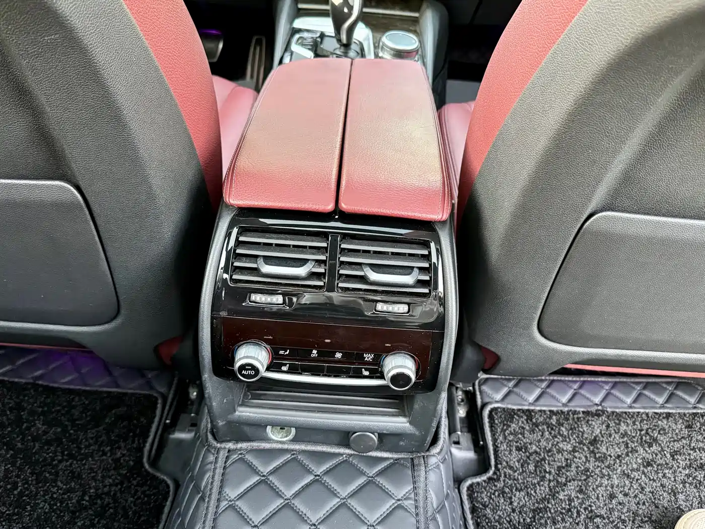 BMW 5 Series 2019 530Li Leading M Sport Package фото 18