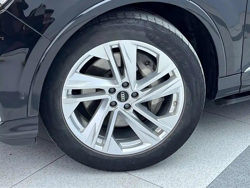 Audi Q7 2021 45 TFSI quattro S line Sport фото 10