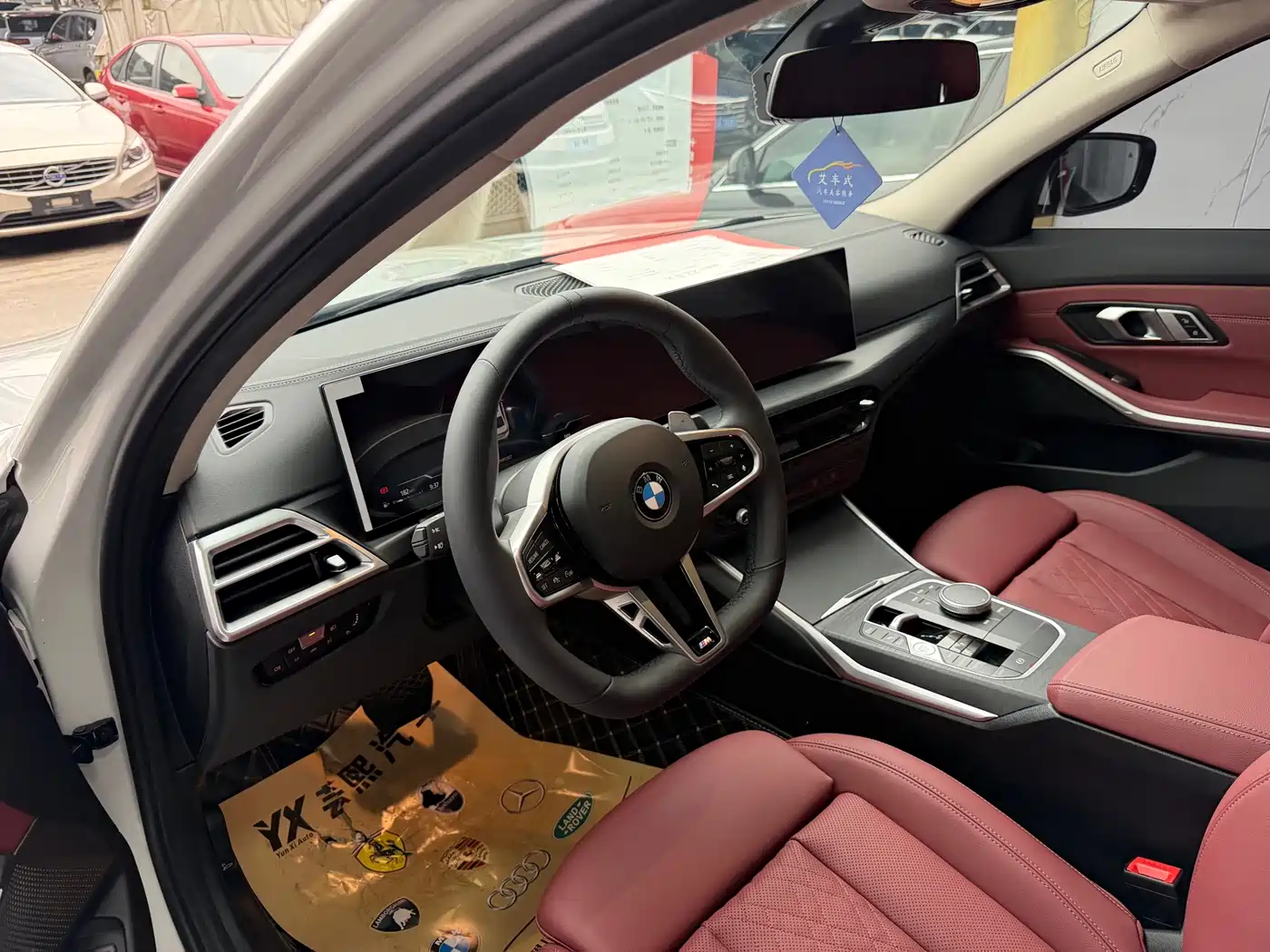 BMW 3 Series 2025 325Li M Sport Package фото 4