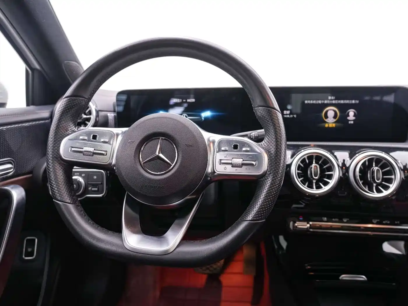 Mercedes-Benz A-Class 2021 A 200 L Sport Sedan Fashion Edition фото 18