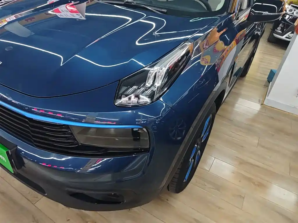 Lynk & Co 01 2017 2.0T 2WD Pro Shine Edition фото 24