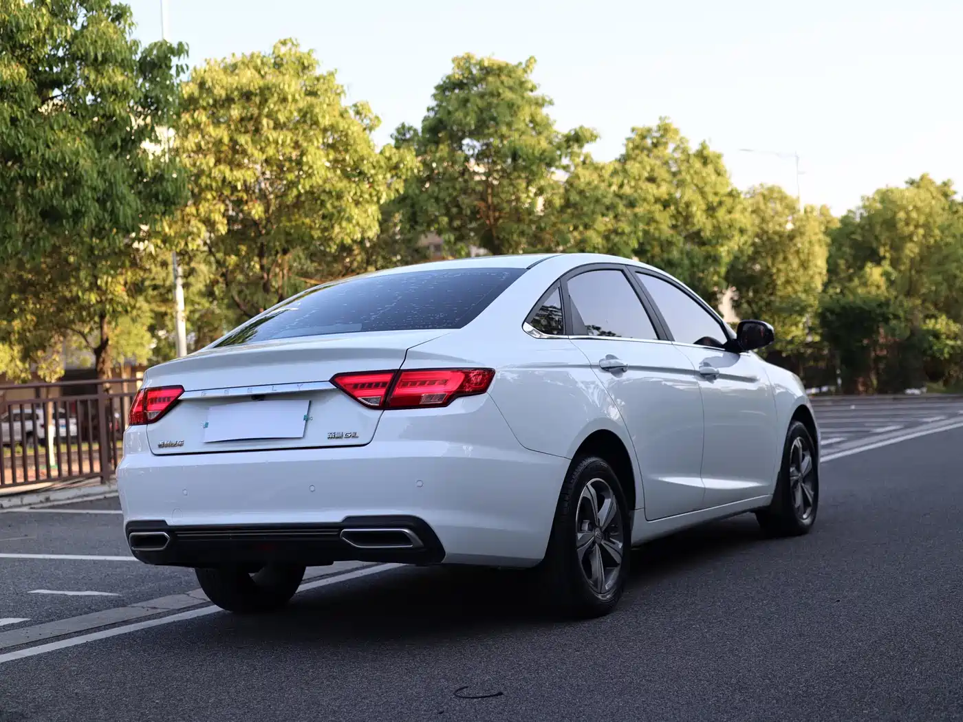 Geely Emgrand GL 2019 2018 1.8L DCT Elite Smart Connection